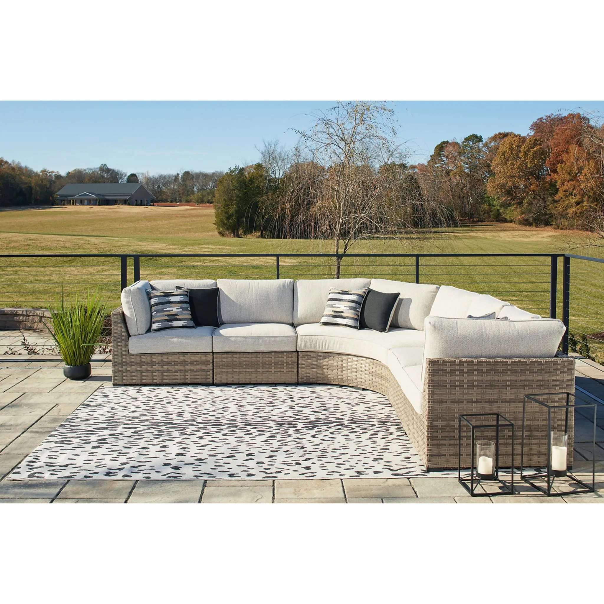 Calworth 5-Piece Outdoor Sectional