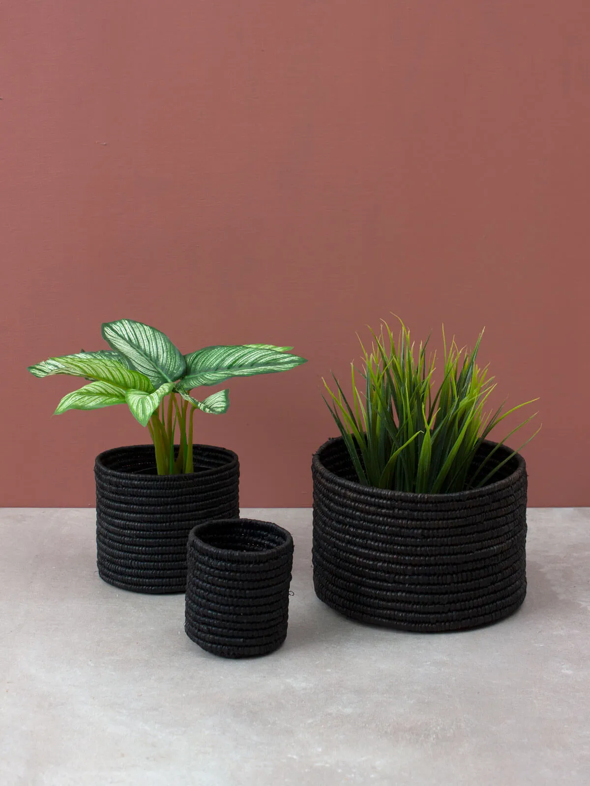 Raffia Storage Pots, Black